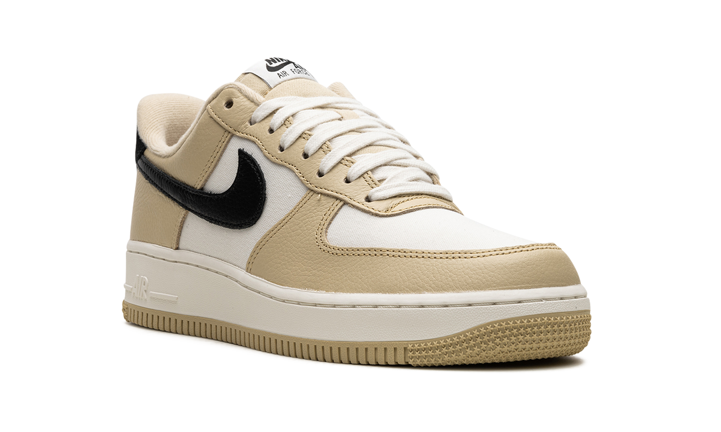 Air Force 1 '07 LX Low "Team Gold" DV7186 700