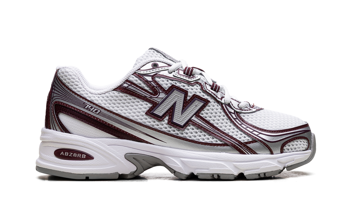 740v2 "White Burgundy Silver" U740jw2