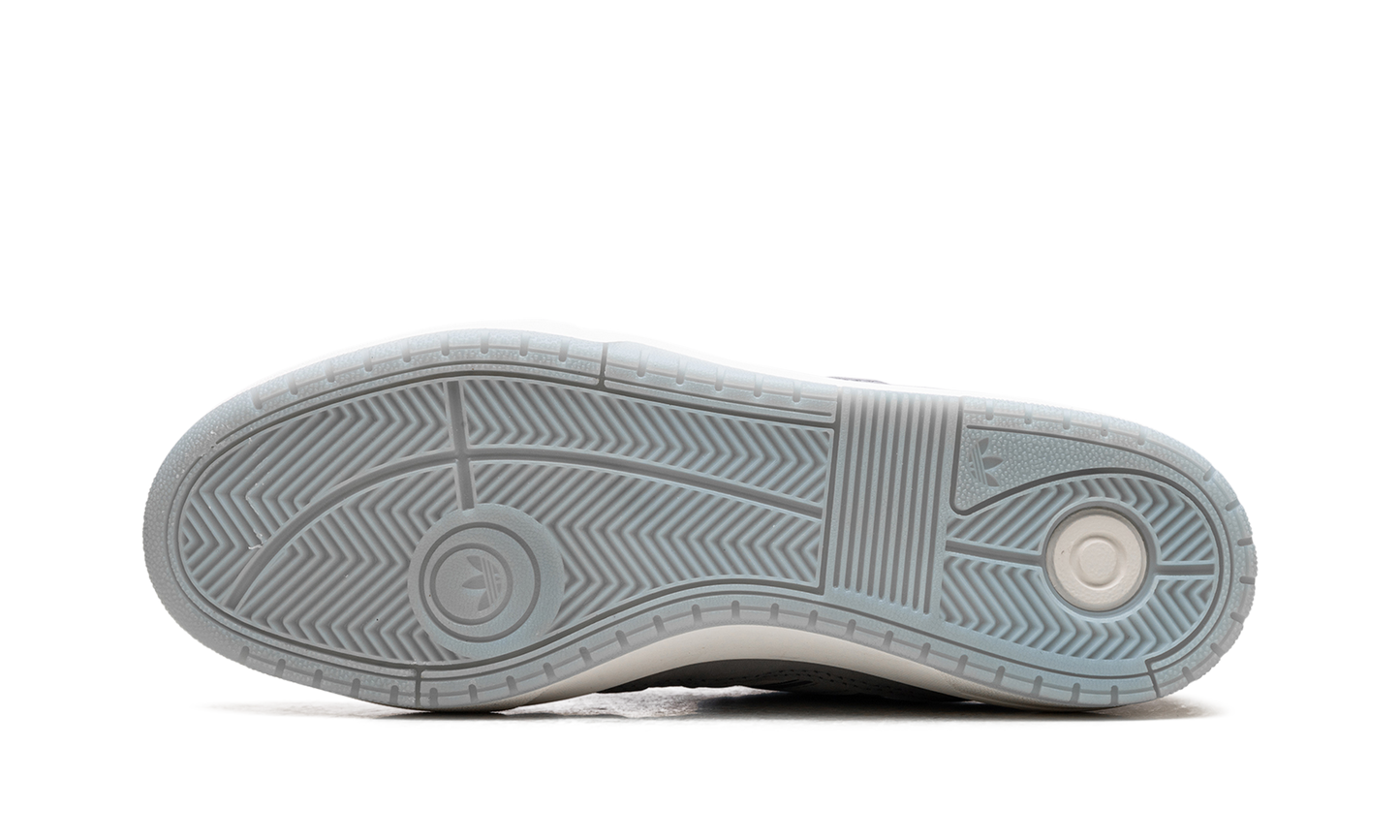 Tyshawn II "Light Onix Clear Granite Chalk White" JI0848