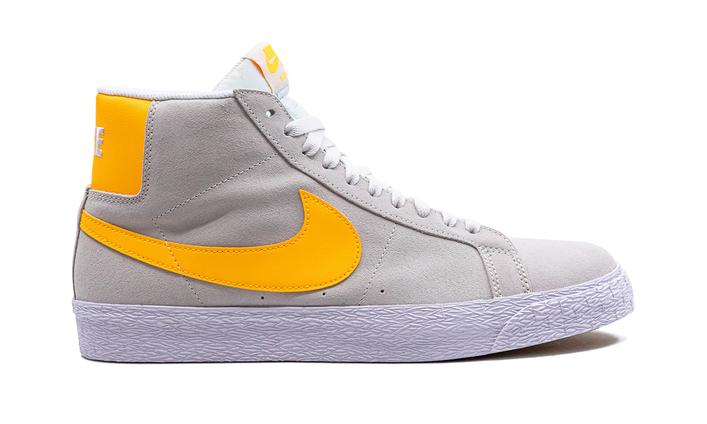SB Blazer Mid "Laser Orange" 864349 110