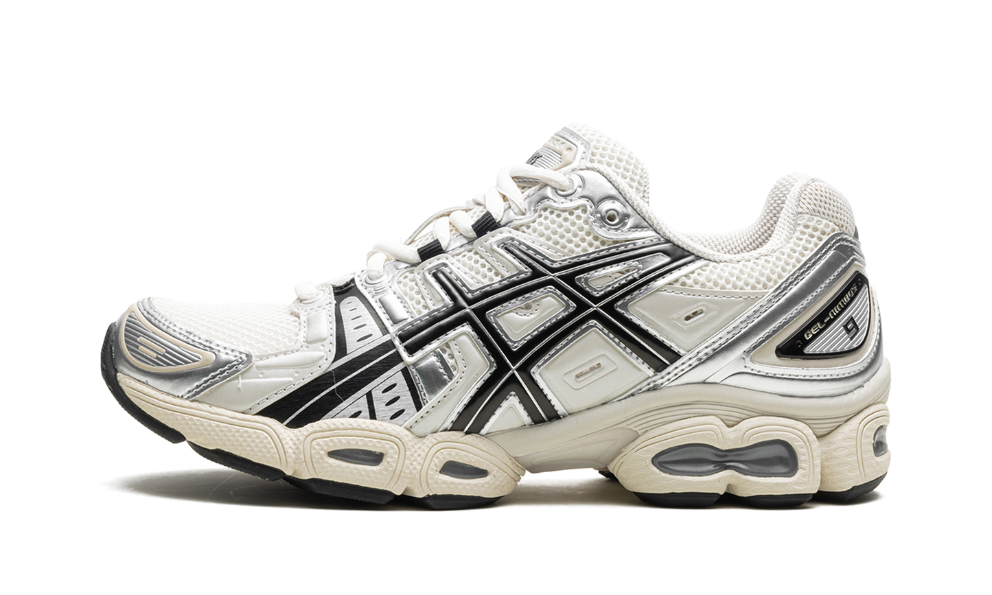 Gel Nimbus 9 "Cream / Black" 1201A424 105