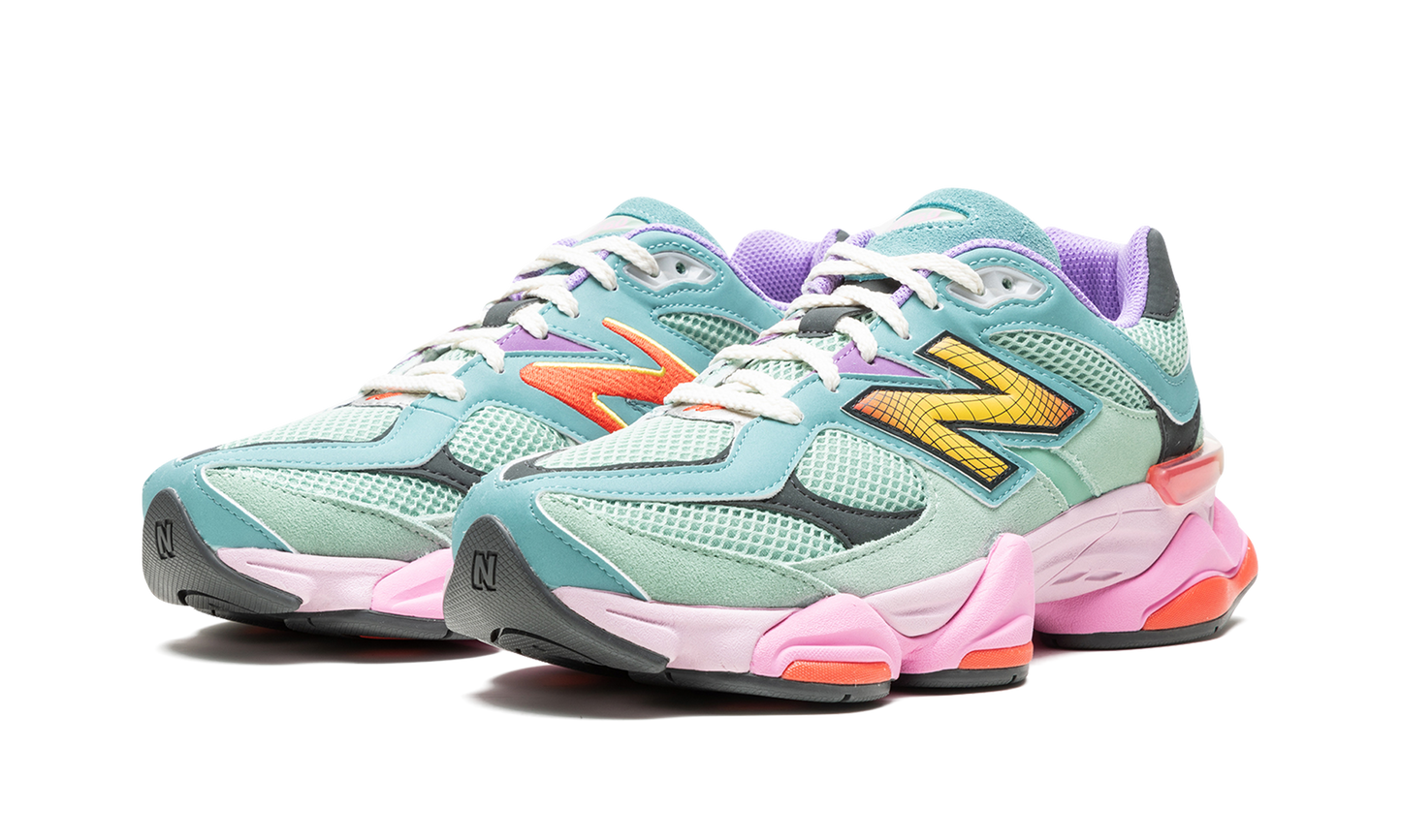 9060 "Sage Leaf/ Neo Flame" U9060WRB