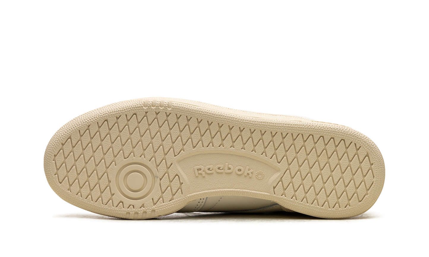 Club C 85 WMNS "Chalk Alabaster" GX3687