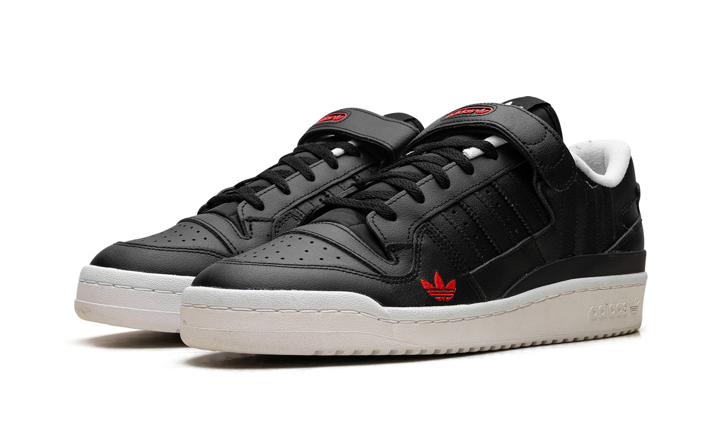 FORUM LOW "Black" HQ4536