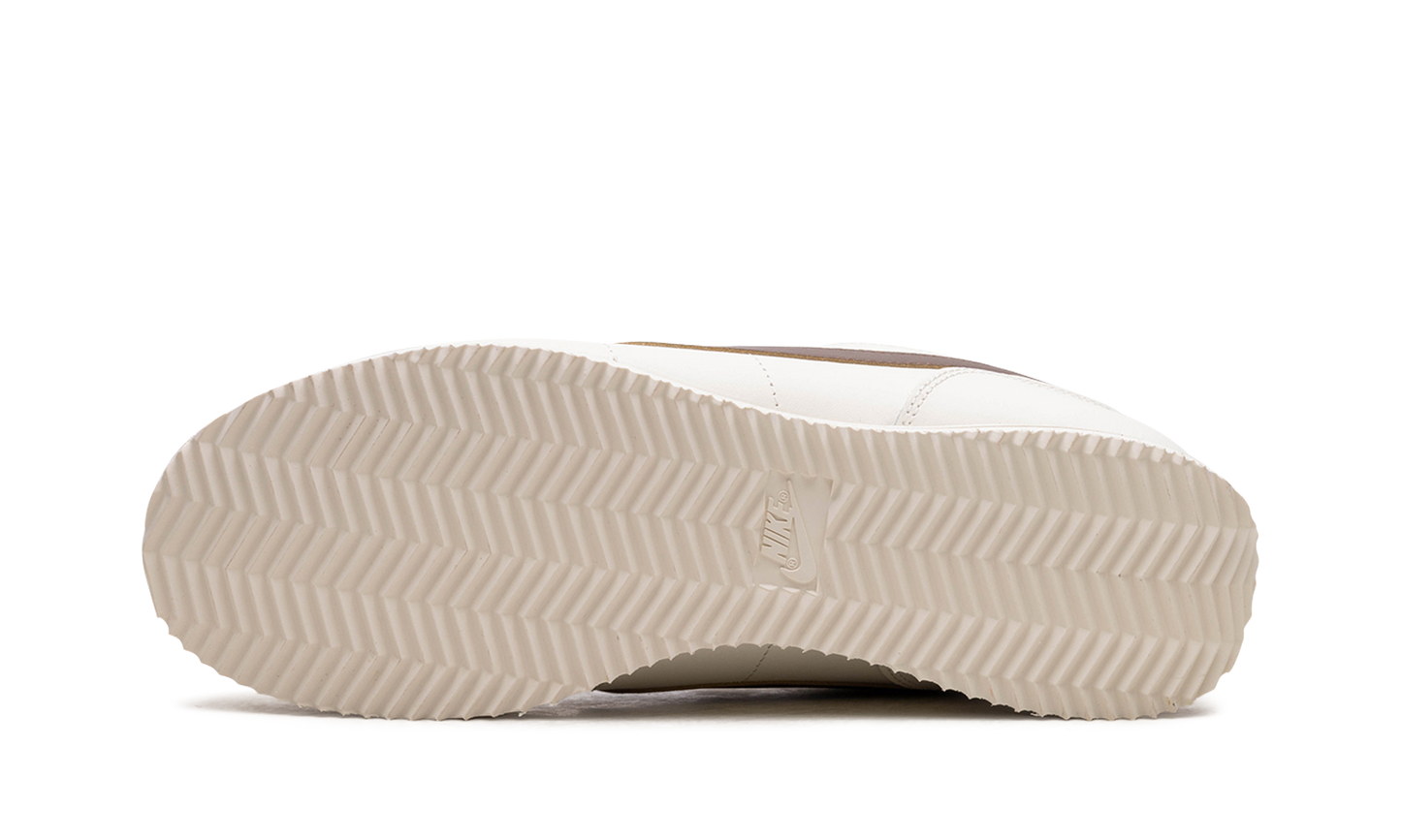 CORTEZ WMNS "Cacao Wow" DN1791 104