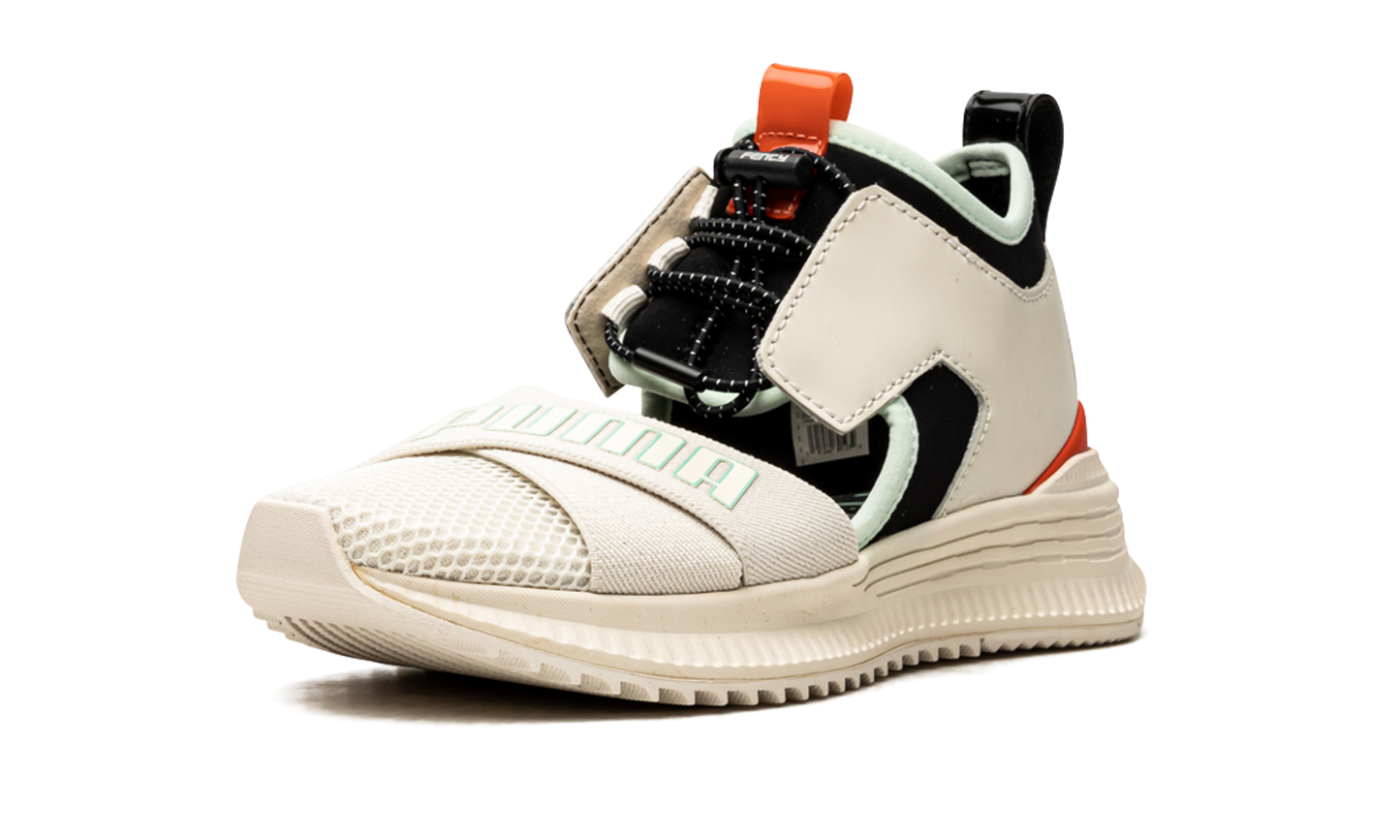 AVID WMNS "Fenty" 367683 04